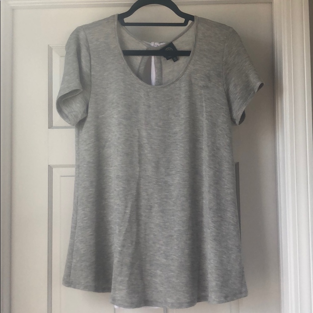 Split Back Soft Shirt - Picture 4 of 5